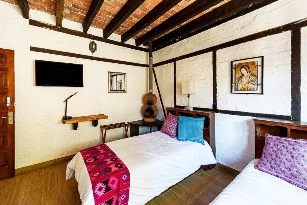 Increible Cuarto, Hostal Sobre El Centro De Valle Valle de Bravo Exterior foto
